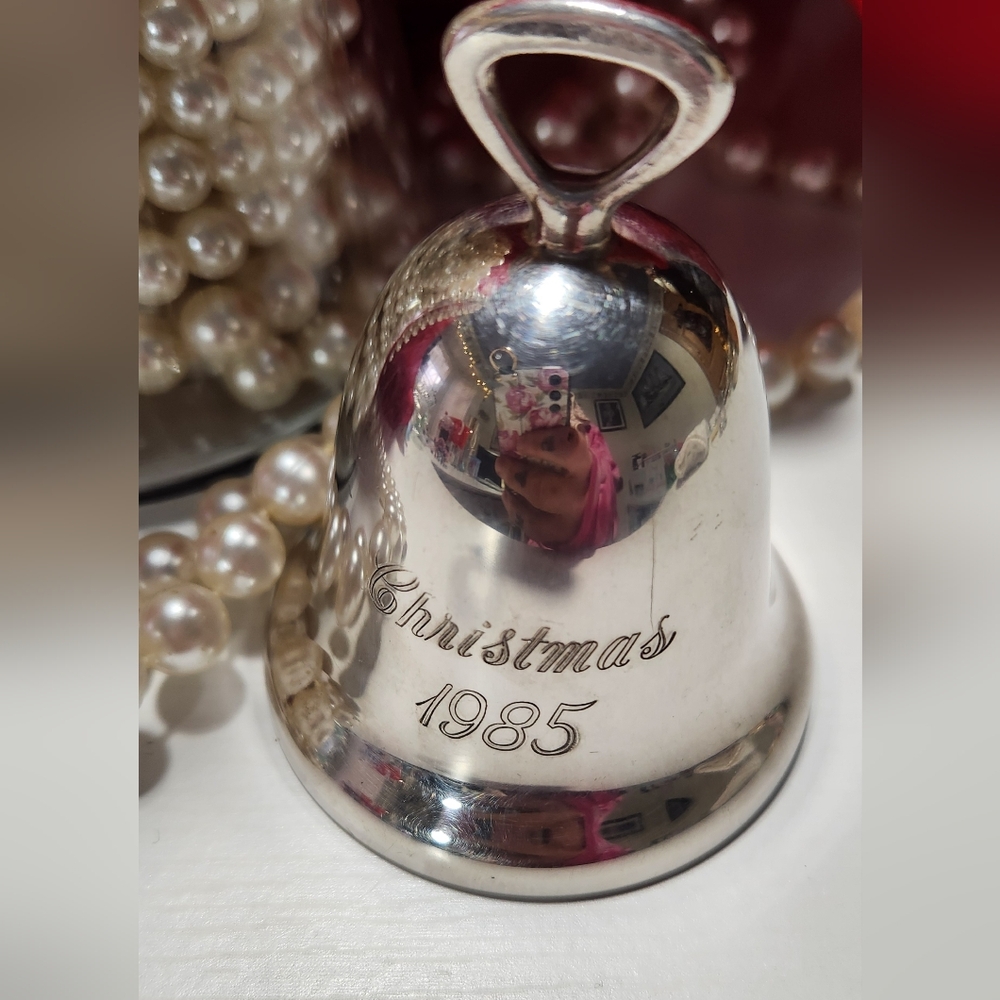 Reed & Barton Vintage 1985 Silver Plated Christmas Bell Ornament